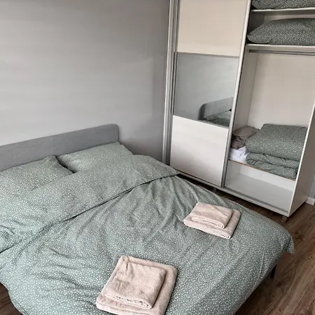 Mieszkanie Z Klimatem شقة